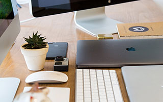 华体会：用热爱照亮赛场，用专业守护每一次观赛